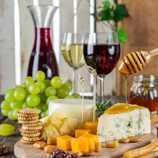 Käsevariation mit Wein